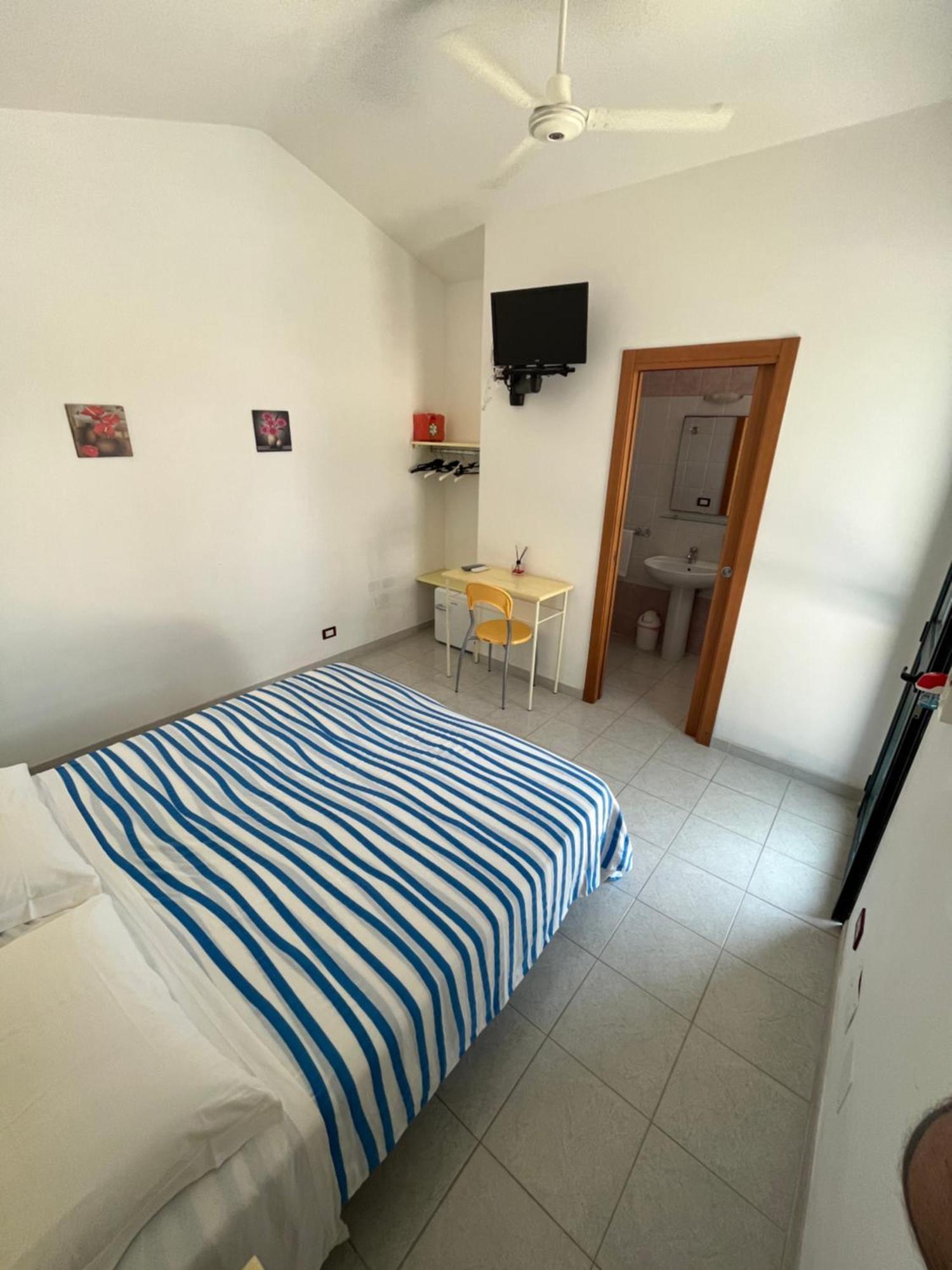 Camera Felice Campomarino Kültér fotó